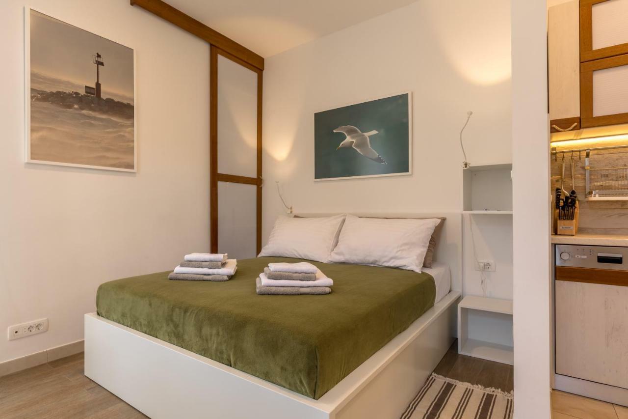 Studio Apartment Dzapo สปลิท ภายนอก รูปภาพ